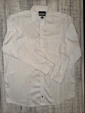 Hart Schaffner Marx White Dress Shirt with Light Blue Windowpane